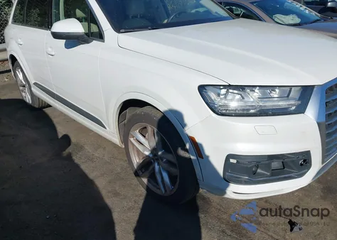 2017 Audi Q7 3.0T Premium из США, поврежденный, VIN WA1VAAF77HD030236